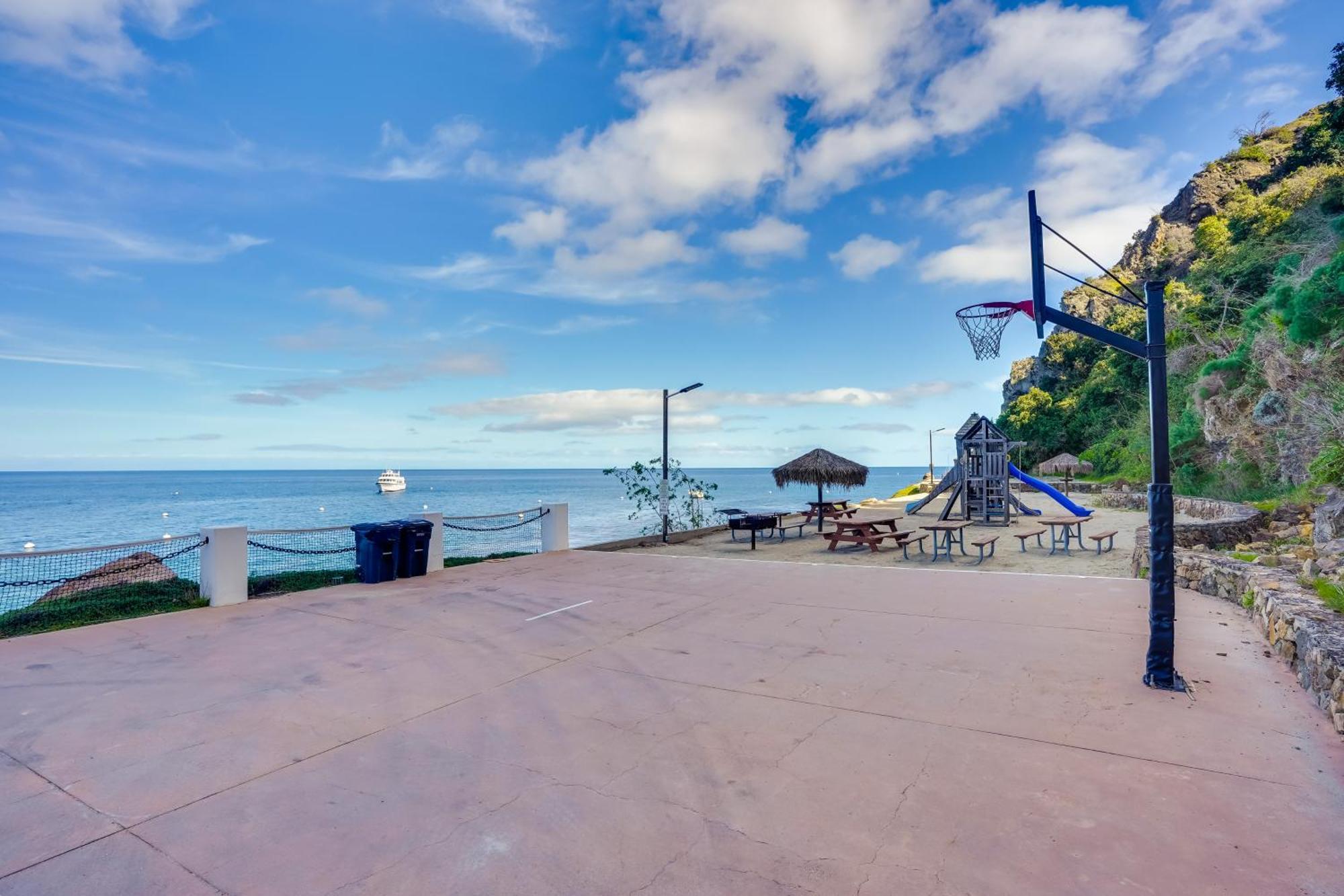 Bright Catalina Island Condo With Ocean Views! Avalon Exterior foto